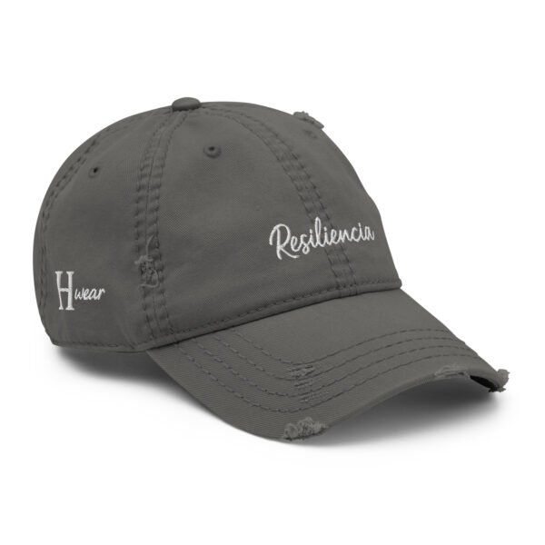 resiliencia. gorra bordada frente y lado derecho
